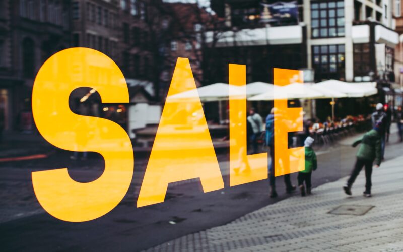 How Price Tracker Help find the Best Deals on AliExpress